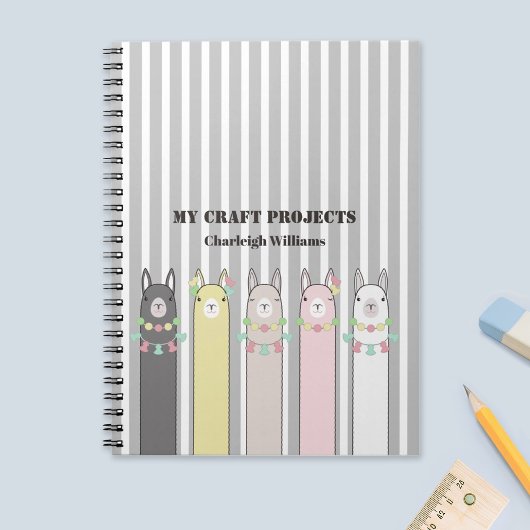 Carnet personnalisé avec de mignonnes lamas coloré