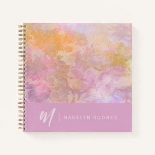 Carnet personnalisé avec motif floral pastel moder