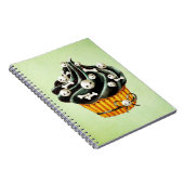 Carnet Petit gâteau noir de Halloween avec les crânes (Côté Droit)