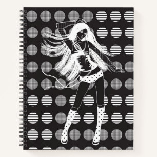 Carnet petite amie dansante dans le noir