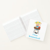 Carnet Petite fille à l'école d'accueil du bureau (Intérieur)