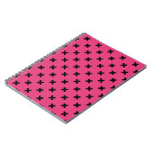 Carnet Piqûres de croix noire sur fuchsia (Côté gauche)