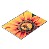 Carnet Pollen de close-up extrême de A Bee Collecting (Côté gauche)