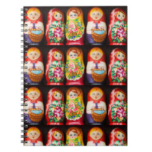 Carnet Poupées colorées Matryoshka