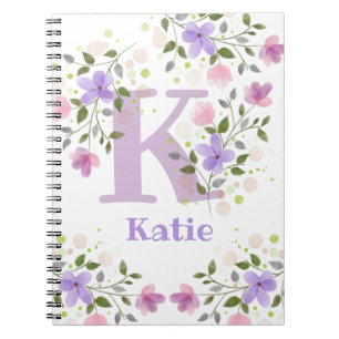 Carnet Premier nom initial plus Katie avec fleurs