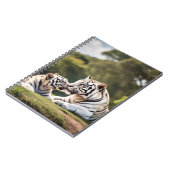 Carnet Quiet Companionship – White Tigers Notebook (Côté gauche)