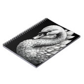 Carnet "Regal the White Swan" Spiral Notebook (Côté gauche)