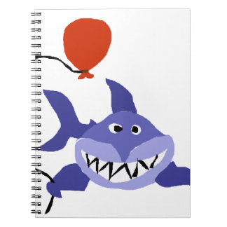 Carnet Requin drôle tenant le ballon rouge