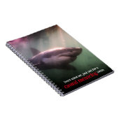 Carnet requin pointeur blanc sous l'eau (Côté Droit)