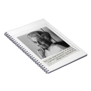 Carnet Rita Levi-Montalcini cite les femmes dans la scien