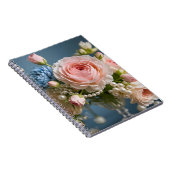 Carnet Rose délicate avec perle dans le vase (Côté Droit)