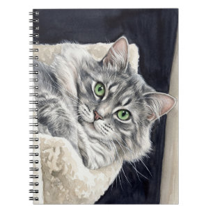 Carnet Rose un chat aux yeux verts saisissants