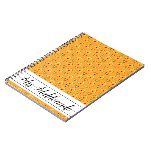 Carnet School Pattern With Rainbow Hearts School (Côté gauche)
