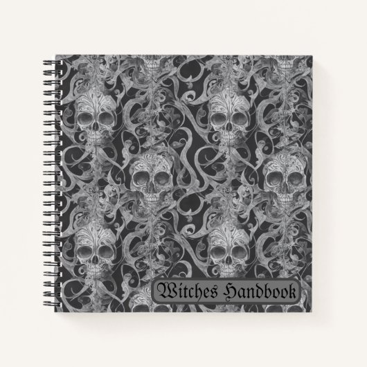 Carnet Skulls & Scrolls Grey Scary Witch's Handbook (Devant)