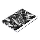 Carnet Slinky monochrome dévalant des marches chromées (Côté gauche)