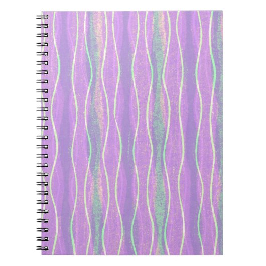 Carnet spiral violet de style vintage (Devant)