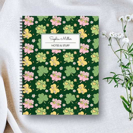 Carnet Spirale Monogramme Rétro Groovy Saint-Patrick