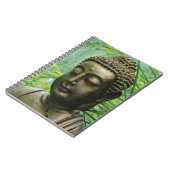 Carnet Statue de Bouddha paisible dans une forêt verte ve (Côté gauche)