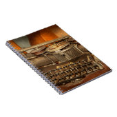 Carnet Steampunk - L'histoire de la dactylographie (Côté Droit)