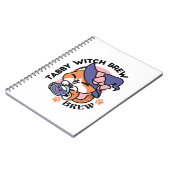Carnet Tabby Witch Brew – Joli Design de Chat d'Halloween (Côté gauche)