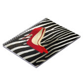 Carnet talons hauts rouge (Côté gauche)