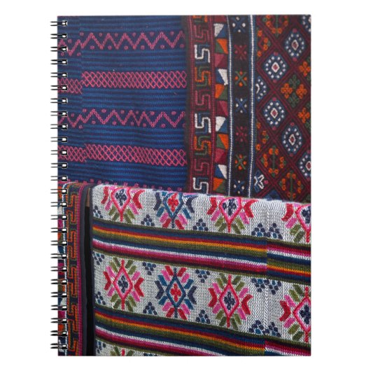 Carnet Textiles colorés du Bhoutan (Devant)