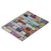 Carnet Texture murale en brique peinte colorée (Côté gauche)