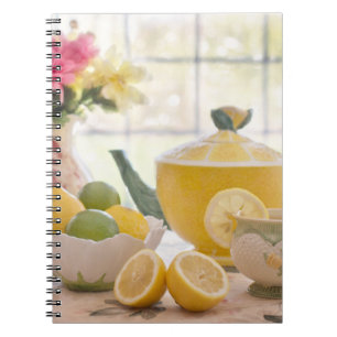 Carnet Thé chaud de l'après-midi avec citrons frais