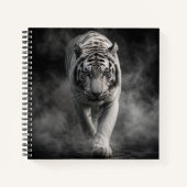 Carnet Tigre blanc marchant à travers la fumée (Devant)