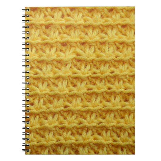 Carnet Tissu tricoté jaune : texture rayée. (Devant)