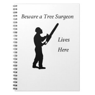 Carnet Tree Surgeon Arborist at work present Chainsaw