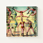 Carnet Treize hommes faisant des acrobaties (Dos)