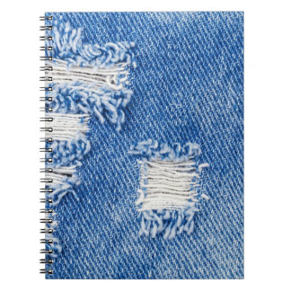 Carnet Trou, jean denim, texture déchirée