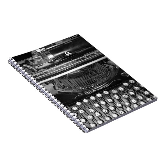 Carnet Typewriter (Côté Droit)