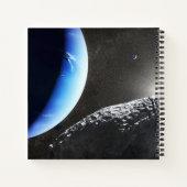 Carnet Un Hippocamp de la minuscule lune de Neptune. (Dos)