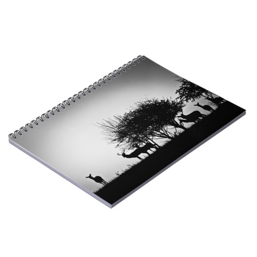 Carnet Une image de quelques cerfs communs dans la brume (Côté gauche)