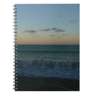 Carnet Vagues s'écrasant au paysage de Sunset Beach