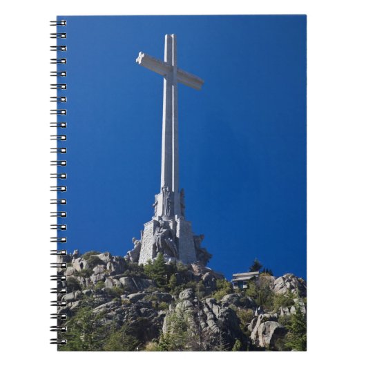 Carnet Vallée des disparus, monument (Devant)