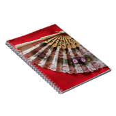 Carnet Ventilateur à main orné sur un Arrière - plan roug (Côté Droit)