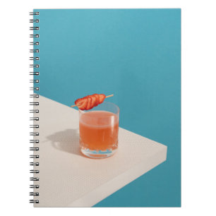 Carnet Verre à boire transparent avec liquide brun