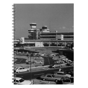 Carnet Vintage Allemagne Berlin L'aéroport Tegel 1970