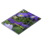 Carnet Violas Violets Dans Un Conteneur De Jardin (Côté gauche)