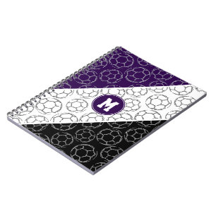 Carnet violet blanc noir gras avec ballons de football ar