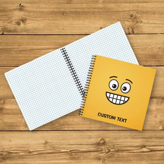 Carnet Visage souriant aux yeux ouverts