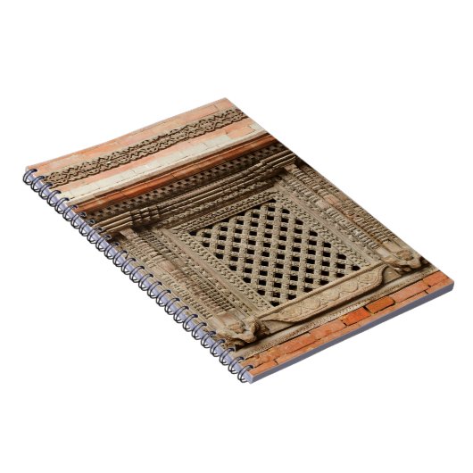 Carnet Vitrine ancienne dans la cour de Nasal Chowk de Ha (Côté Droit)