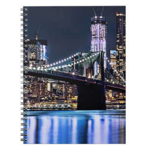 Carnet Vue de la réflexion de pont de Brooklyn de New