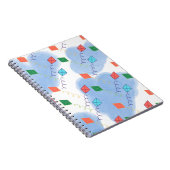Carnet Whimiscal Kites Multicolored Sky Pattern (Côté Droit)