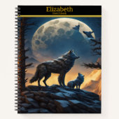 Carnet Wolf hurle sur la lune dans un paysage nocturne (Devant)