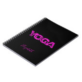 Carnet Yoga fitness noir violet nom (Côté gauche)