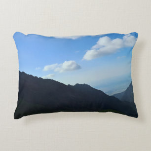 Carpathian Blue Sky Peaks – Roemeense Bergkunst Accent Kussen